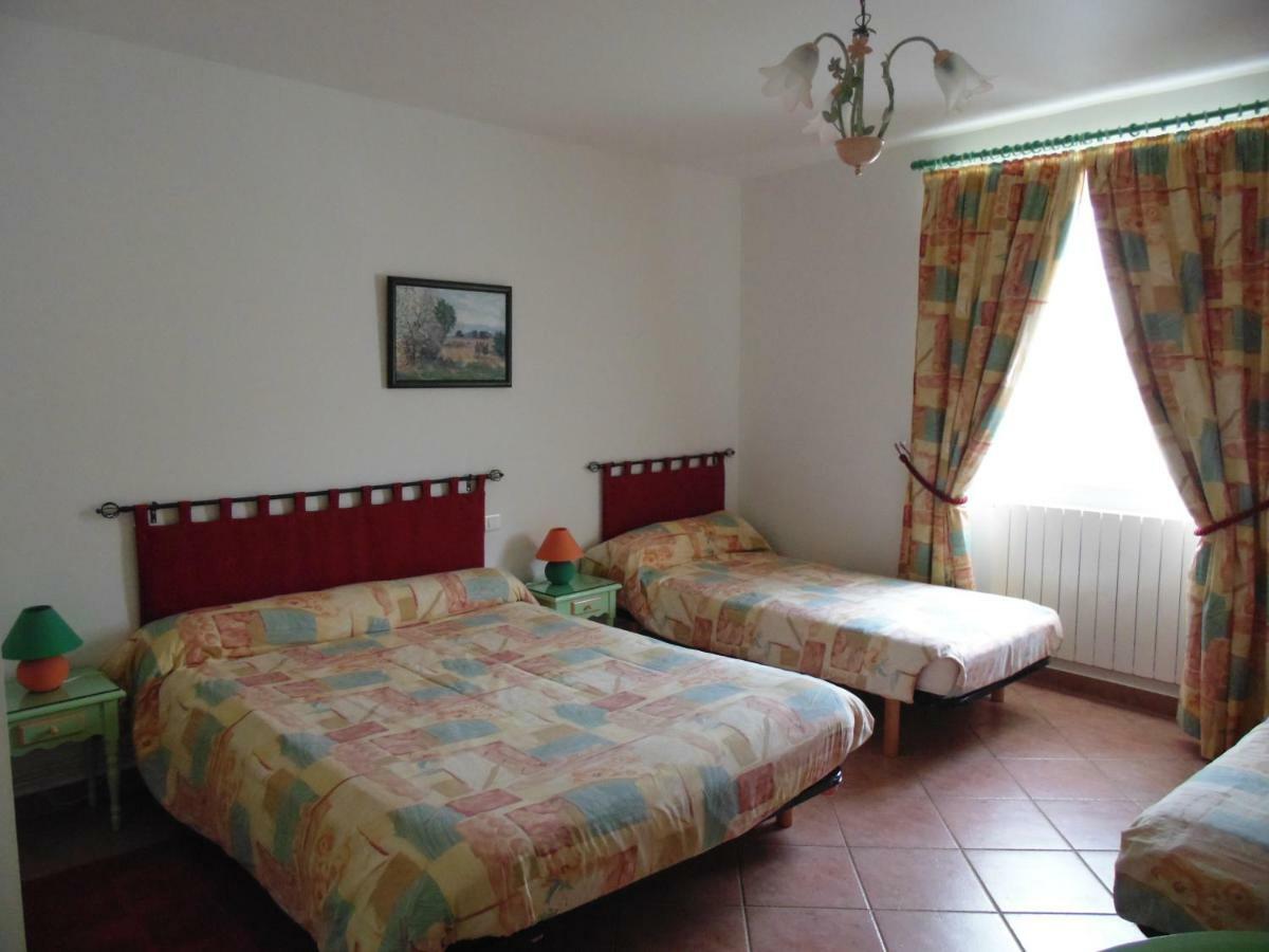 Chambres D'Hotes Lou Jassou Lapanouse-de-Cernon Kültér fotó